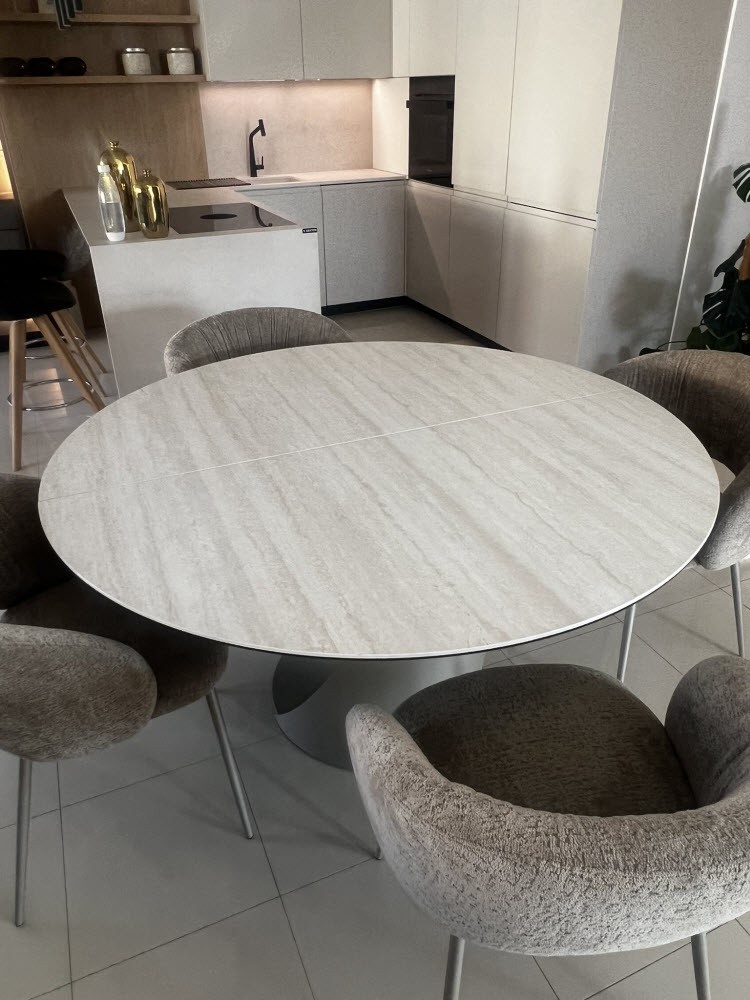 Calligaris jedálenský stôl Cyclon - ROZBALENÝ TOVAR