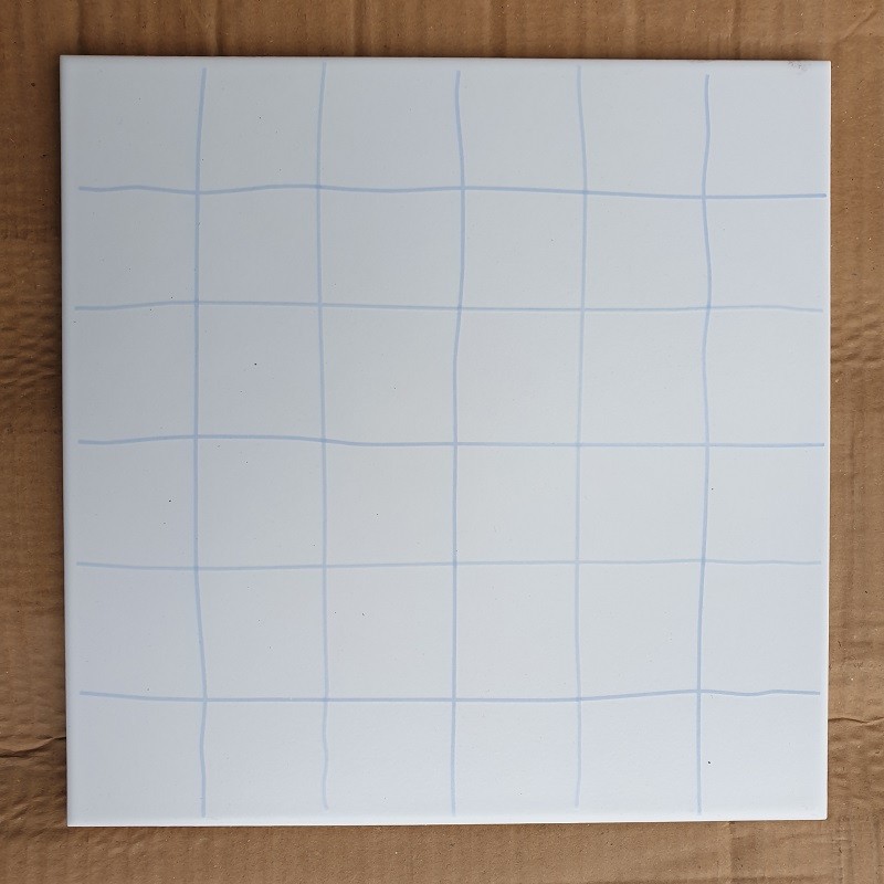 VILLEROY & BOCH Enjoy 25 x 25 dlažba, matná biela s modrými čiarami, 3504KL50