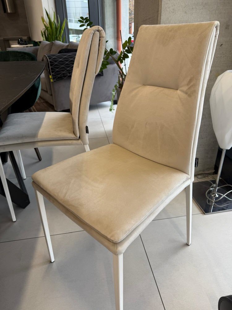 CALLIGARIS jedálenská stolička Carmen CS2052 - ROZBALENÝ TOVAR